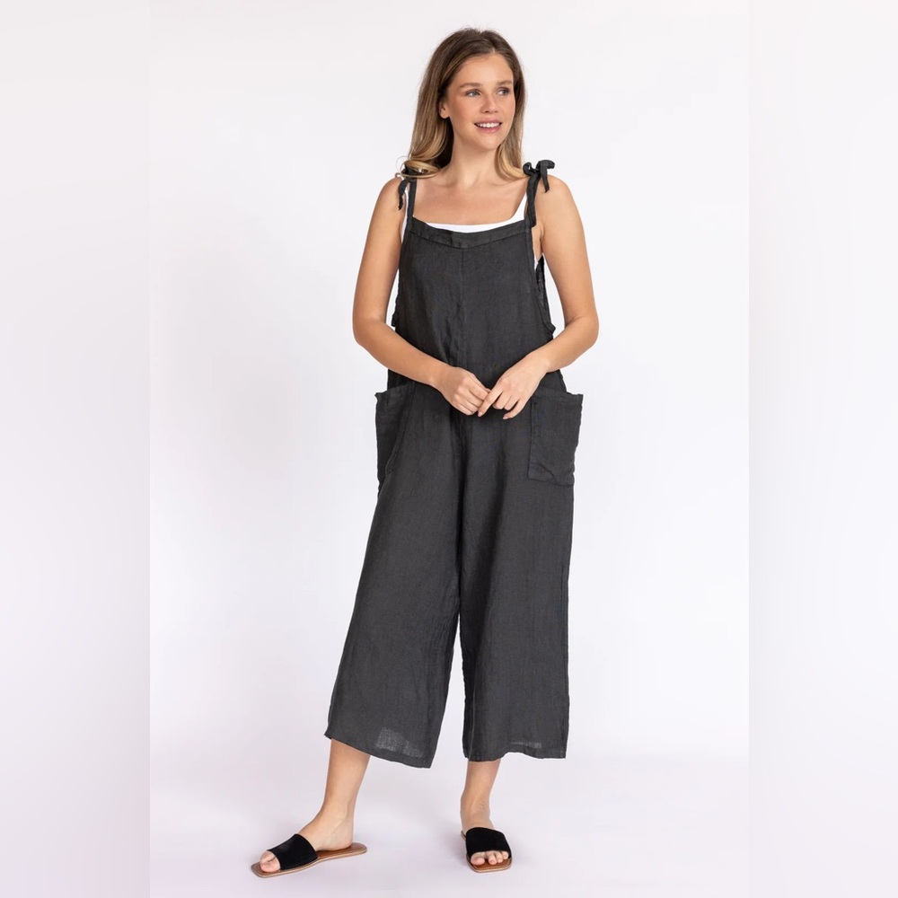 Meo Meli Black Tie-Shoulder Linen Jumpsuit - Picture 2 of 5